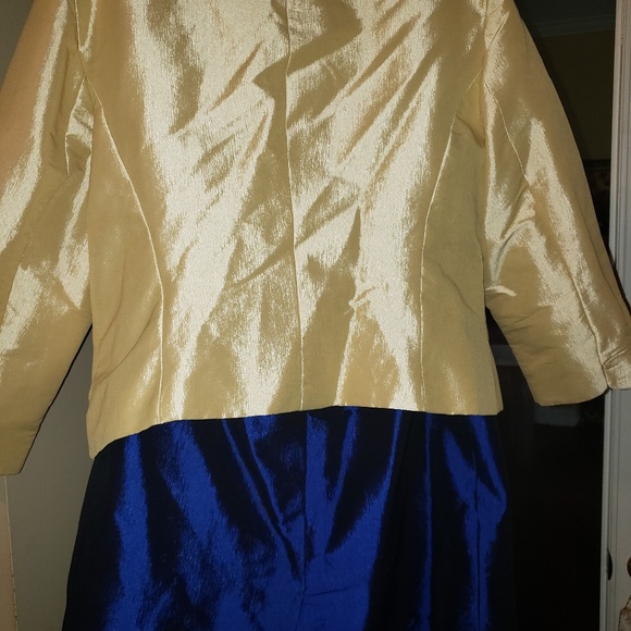 COPY - 2 PC suit - Picture 5 of 10